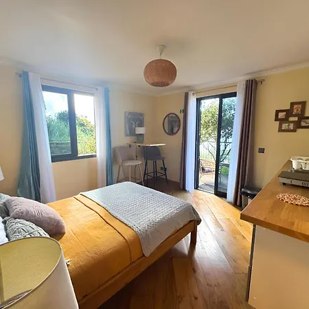 Bella Vista * Canhas