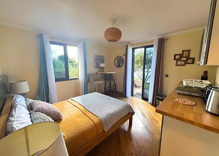 Bella Vista * Canhas